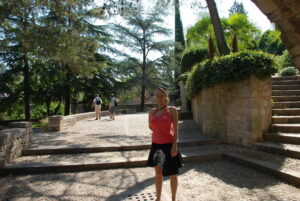 Read more about the article Meine heiße Voyeur-Nacht mit dem Nachbarn – Was ich durchs Fenster sah