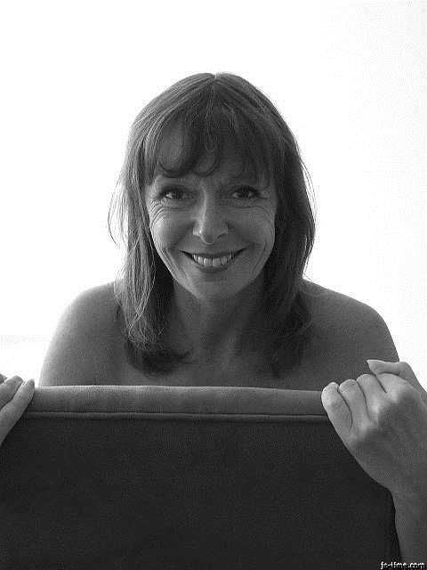 Read more about the article Verbotene Blicke zum Nachbarn: Meine wilde Nacht der Lust