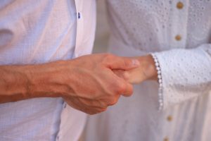 Read more about the article Der heiße Blick zum Nachbarn: Meine verbotene Nacht