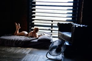 Read more about the article Geile Nachbarn: Was ich durchs Fenster sah und nicht vergessen kann